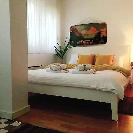 Apartment Jastuk Belgrad Exteriör bild