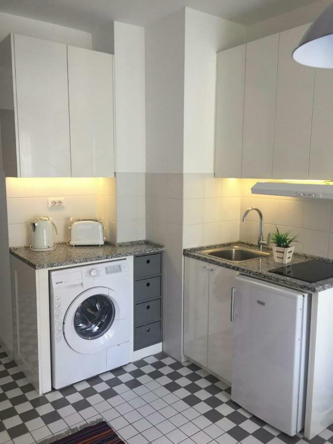 Apartment Jastuk Belgrad Exteriör bild